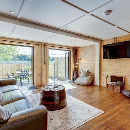 Buttercup Lodge Benson Екстер'єр фото